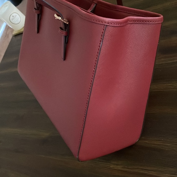 Michael Kors Burgundy Saffiano Leather Open Top Shoulder Tote Bag - Picture 6 of 12
